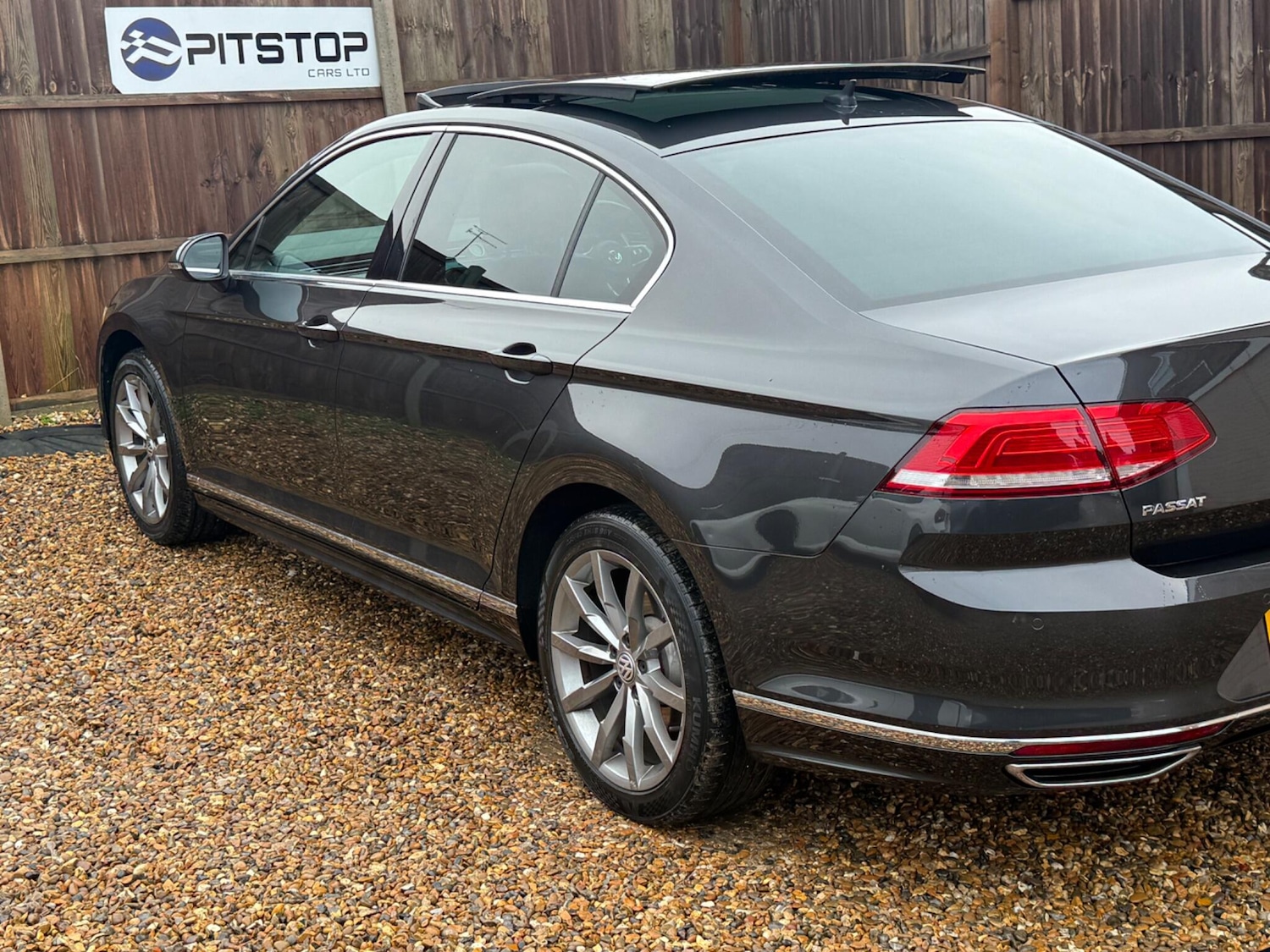 Used Volkswagen Passat 2018 for sale - 77344959: Photo 11