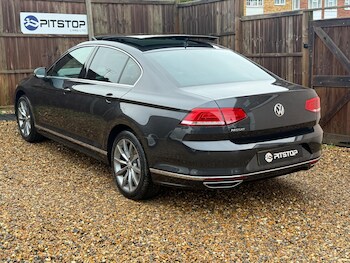 Used Volkswagen Passat 2018 for sale - 77344959: Photo