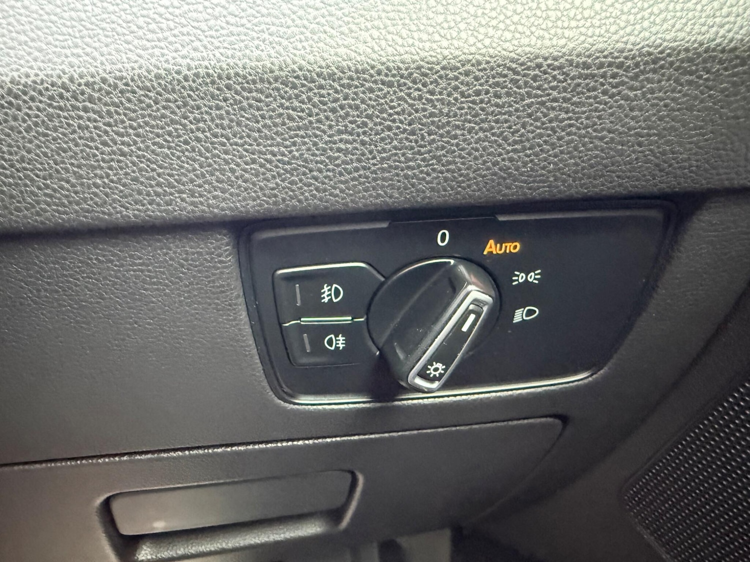 Used Volkswagen Passat 2018 for sale - 77344959: Photo 38