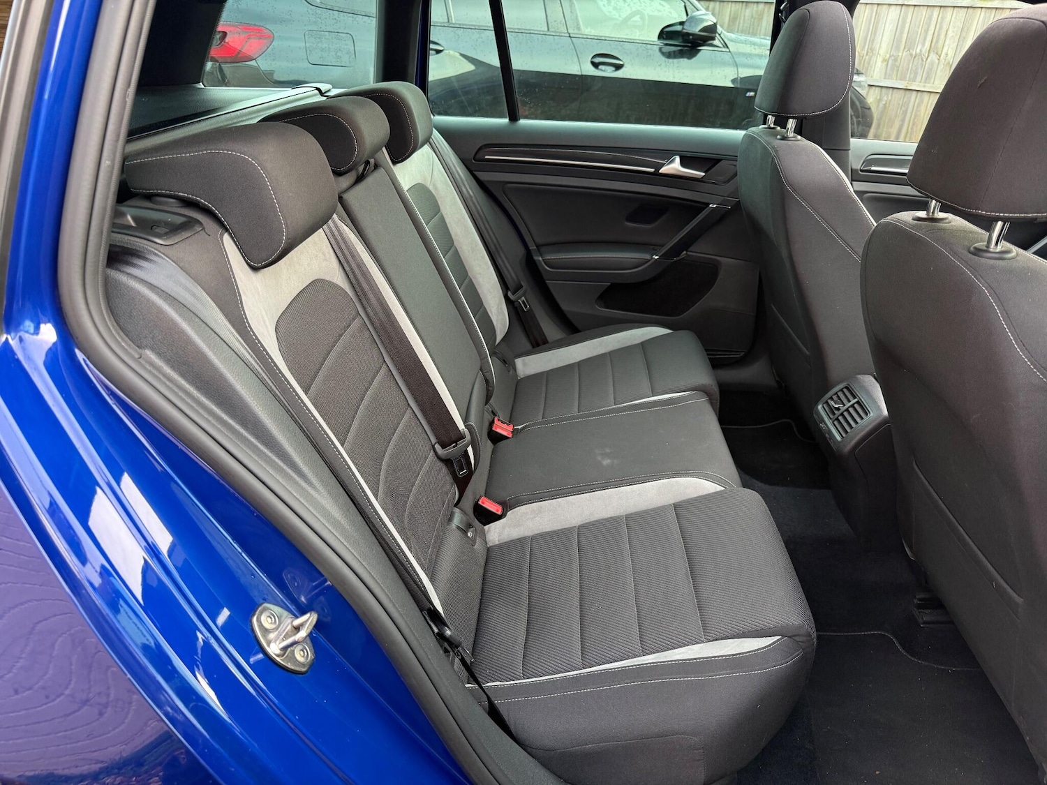 Used Volkswagen Golf 2017 for sale - 77119940: Photo 24