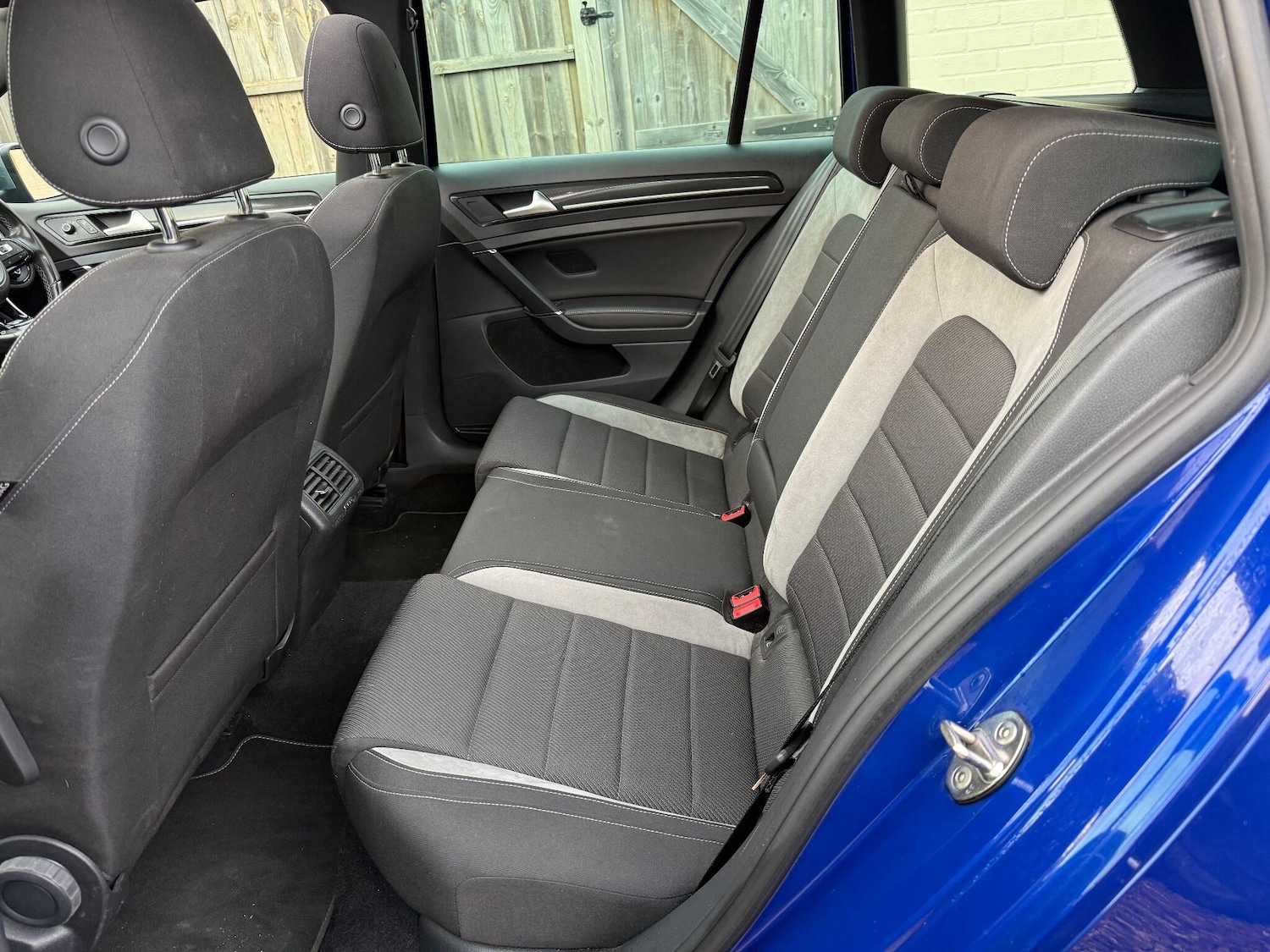 Used Volkswagen Golf 2017 for sale - 77119940: Photo 28