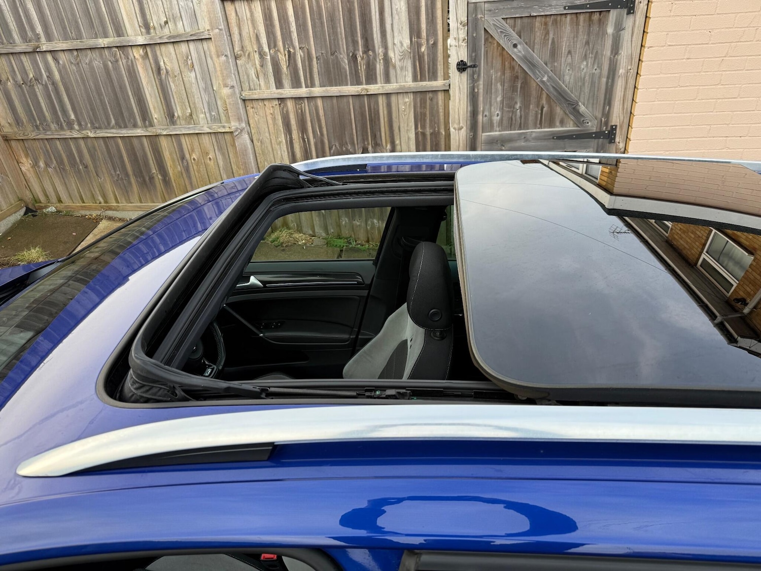 Used Volkswagen Golf 2017 for sale - 77119940: Photo 34