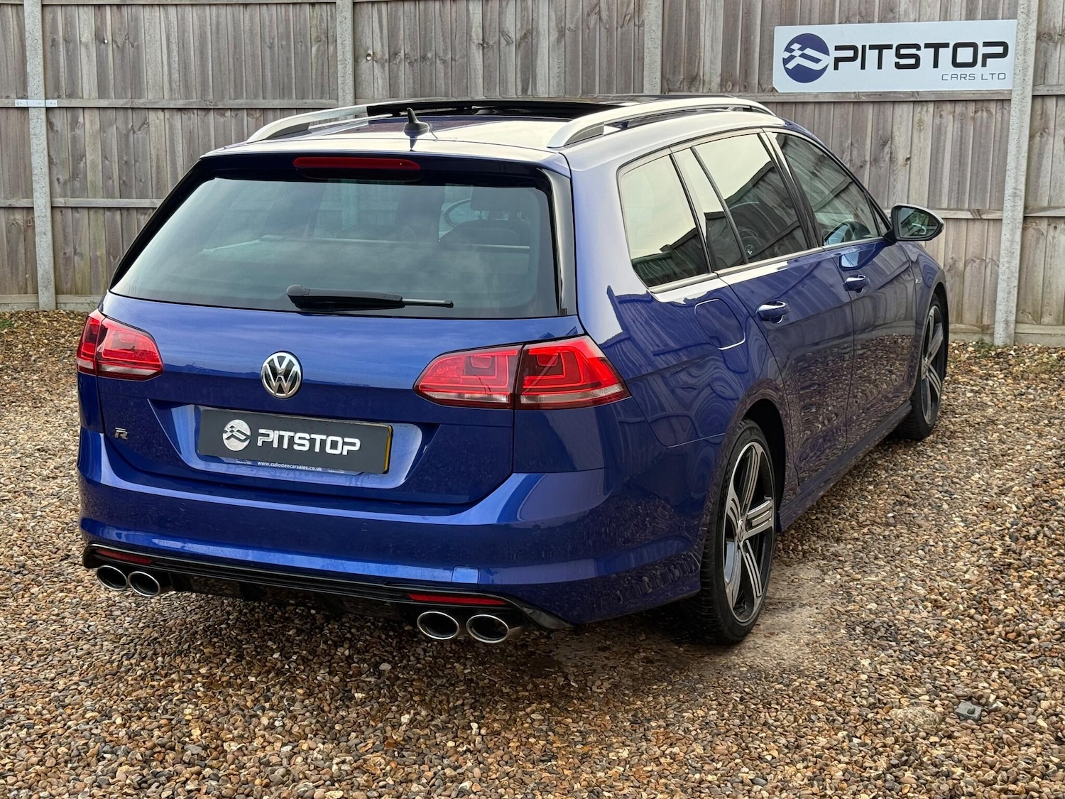 Used Volkswagen Golf 2017 for sale - 77119940: Photo 4