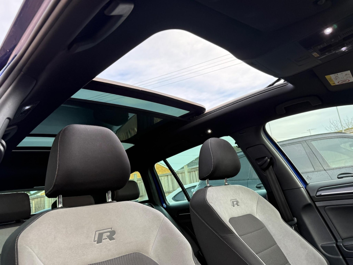 Used Volkswagen Golf 2017 for sale - 77119940: Photo 47