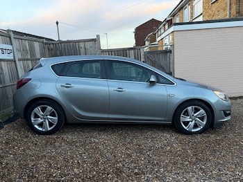 Used Vauxhall Astra 2013 for sale - 76786622: Photo