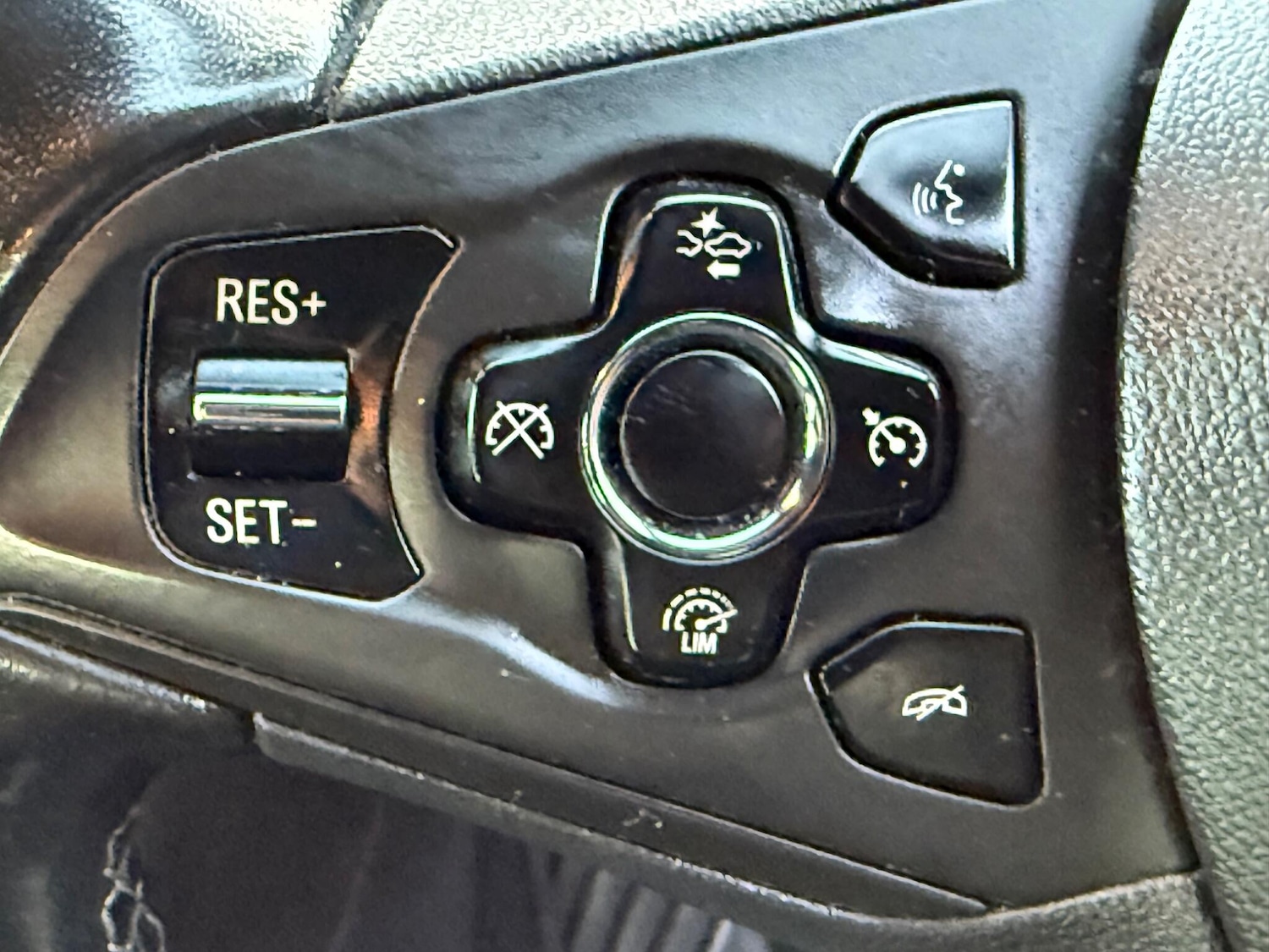 Used Vauxhall Astra 2016 for sale - 76781295: Photo 24