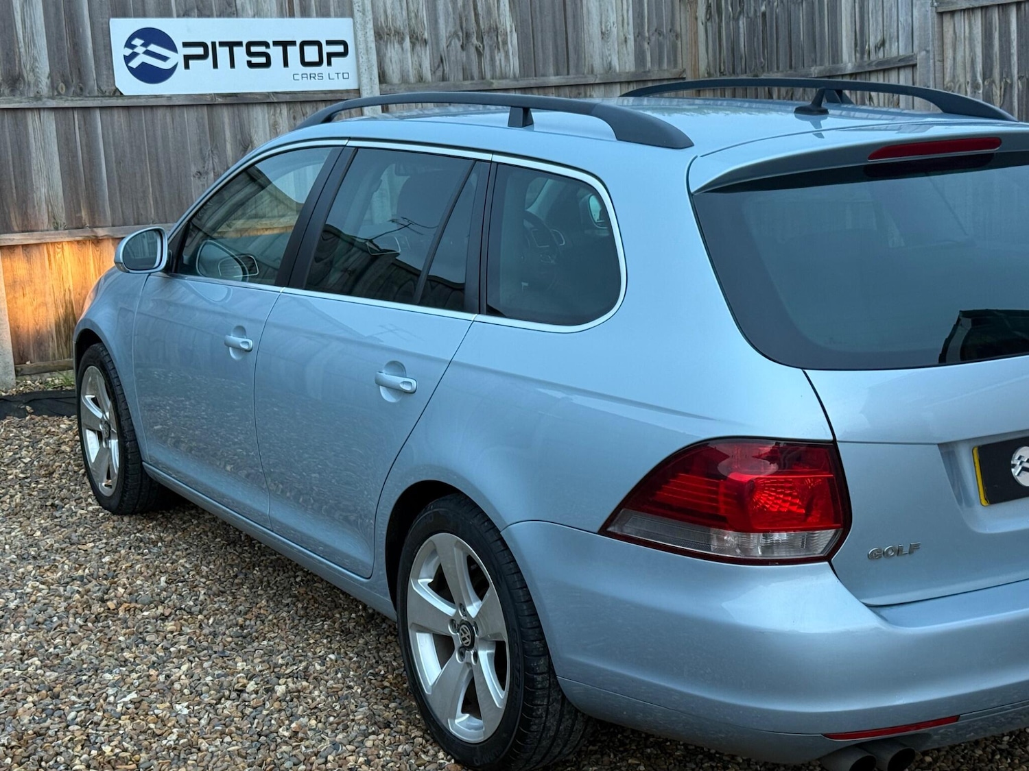 Used Volkswagen Golf 2010 for sale - 76839841: Photo 10