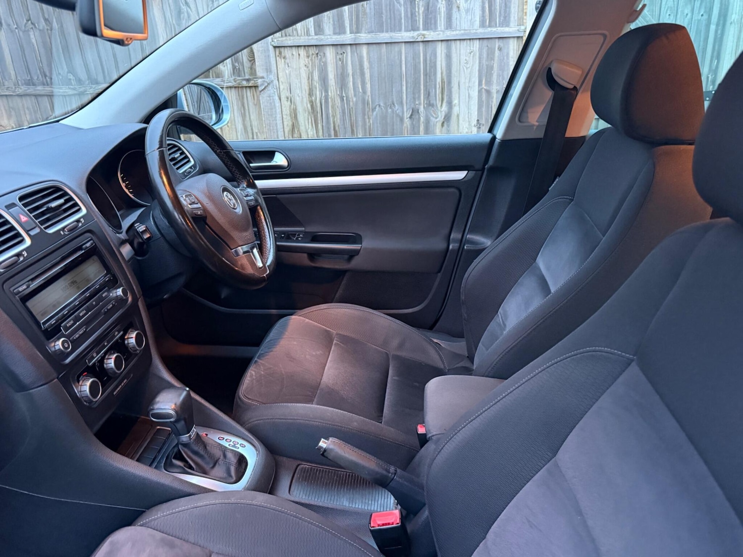 Used Volkswagen Golf 2010 for sale - 76839841: Photo 20