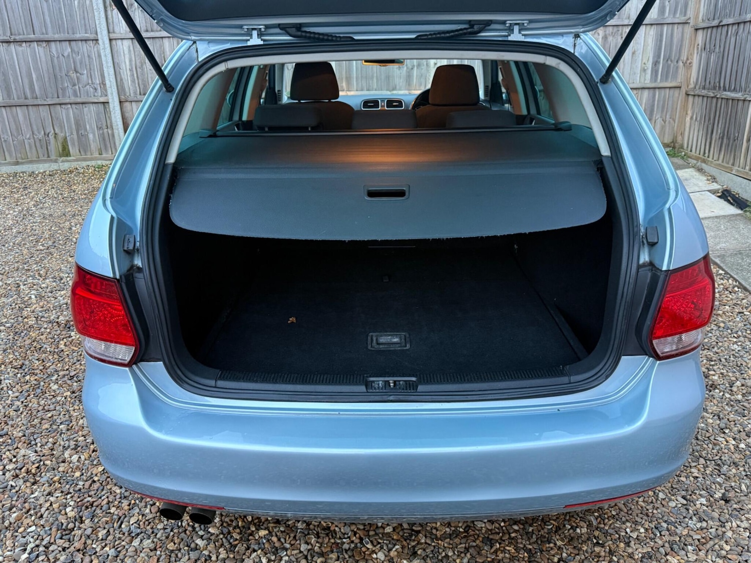 Used Volkswagen Golf 2010 for sale - 76839841: Photo 24