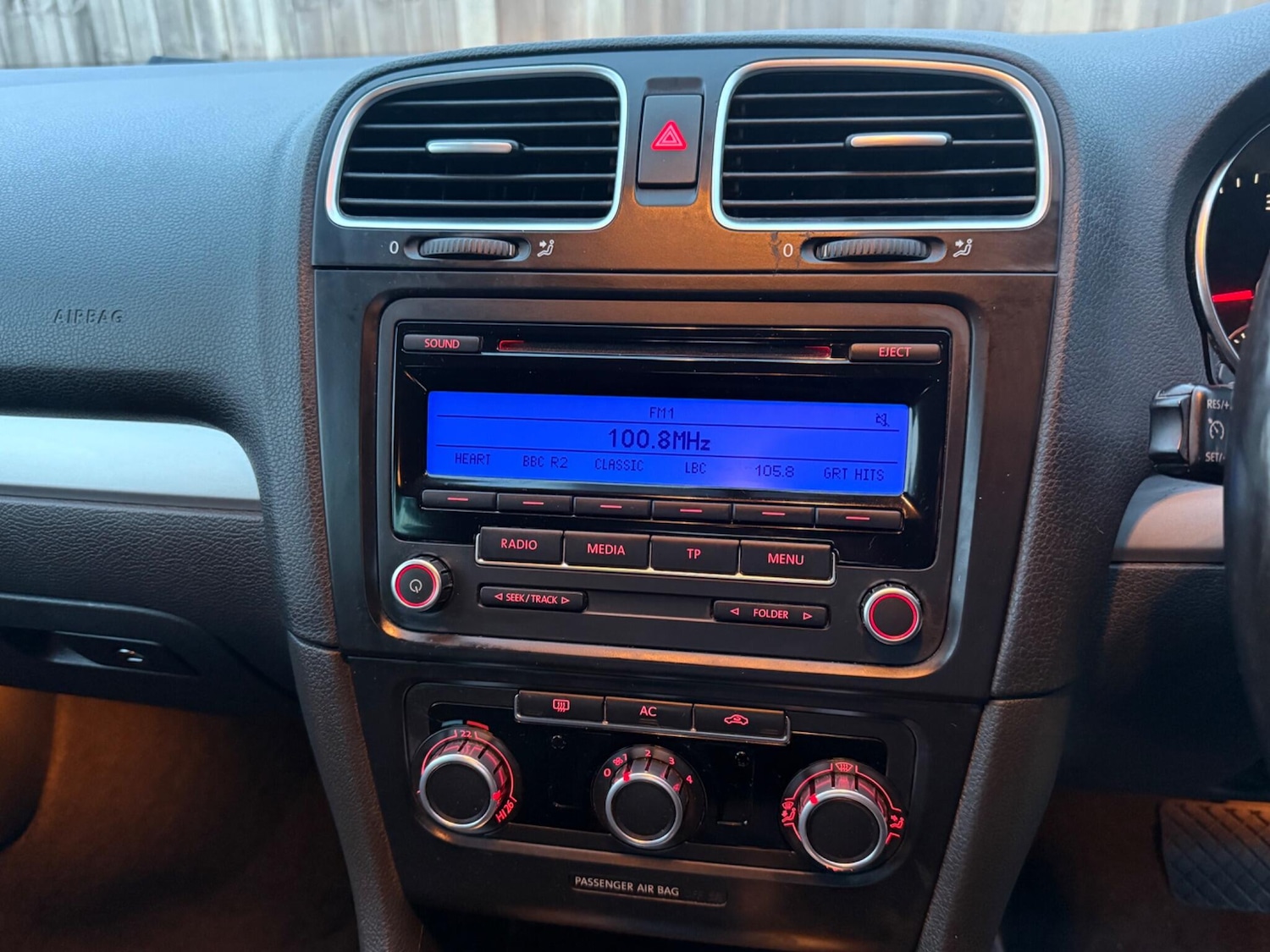 Used Volkswagen Golf 2010 for sale - 76839841: Photo 35