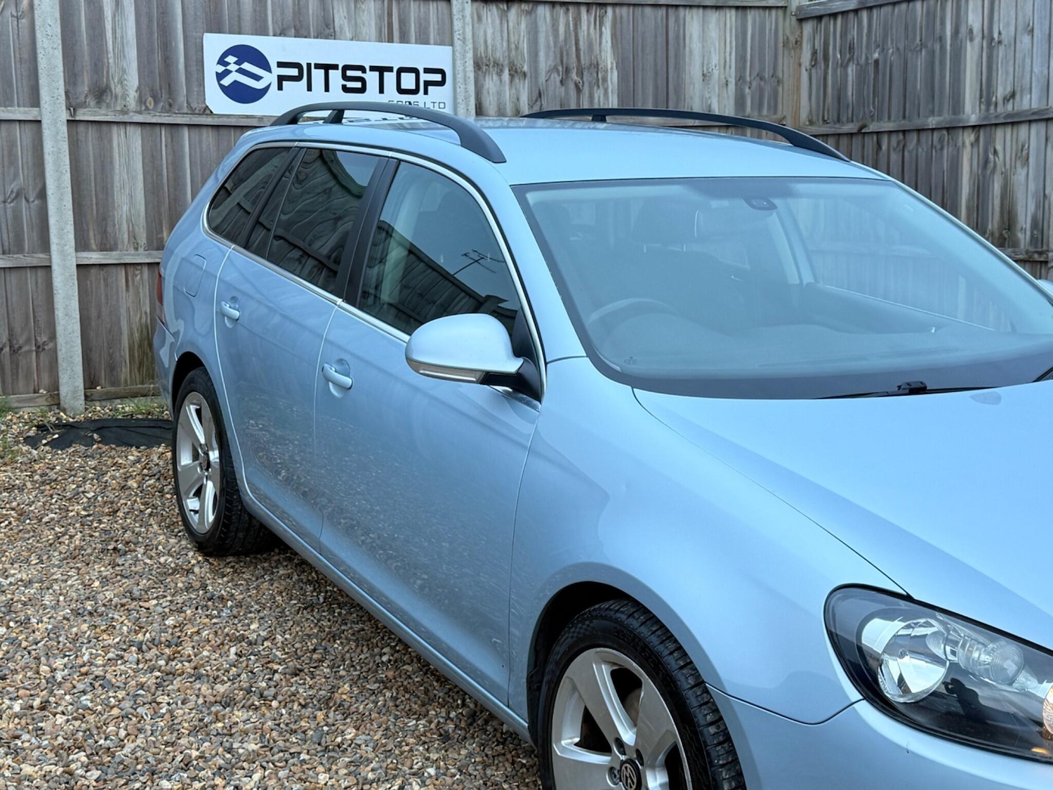 Used Volkswagen Golf 2010 for sale - 76839841: Photo 7