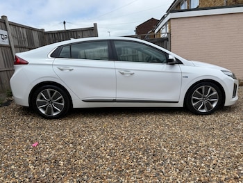 Used Hyundai IONIQ 2017 for sale - 78934969: Photo
