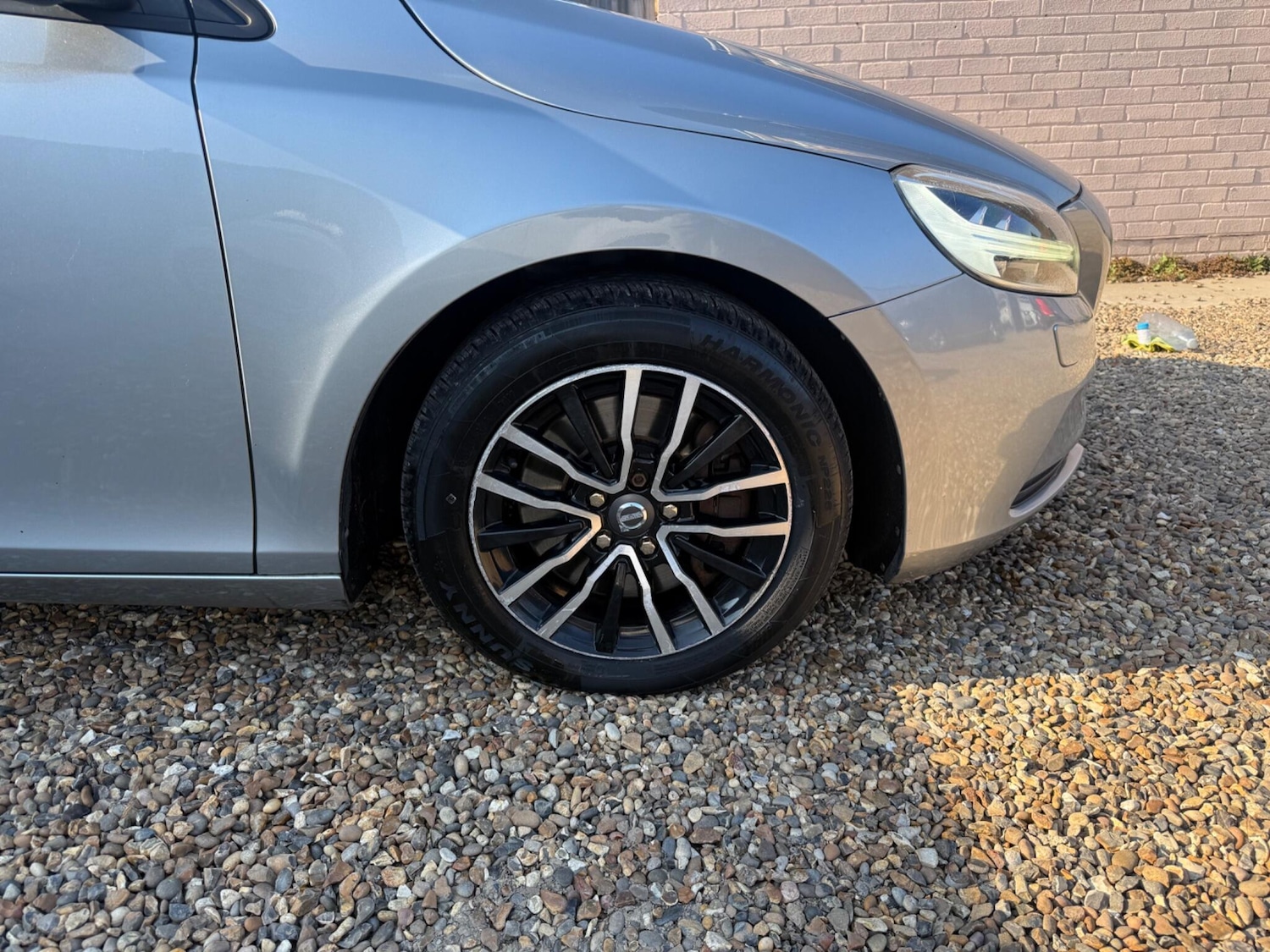 Used Volvo V40 2016 for sale - 77970541: Photo 14