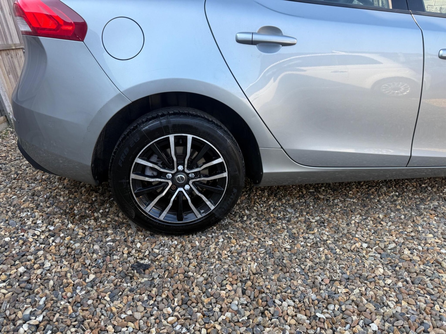 Used Volvo V40 2016 for sale - 77970541: Photo 15