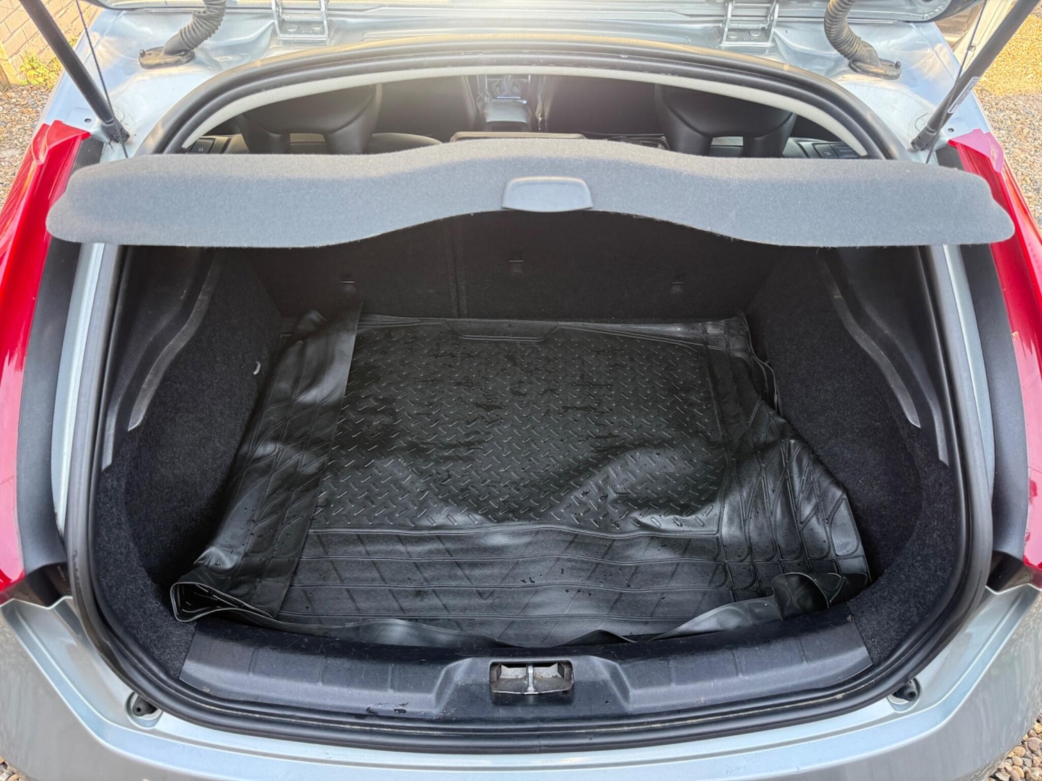 Used Volvo V40 2016 for sale - 77970541: Photo 29