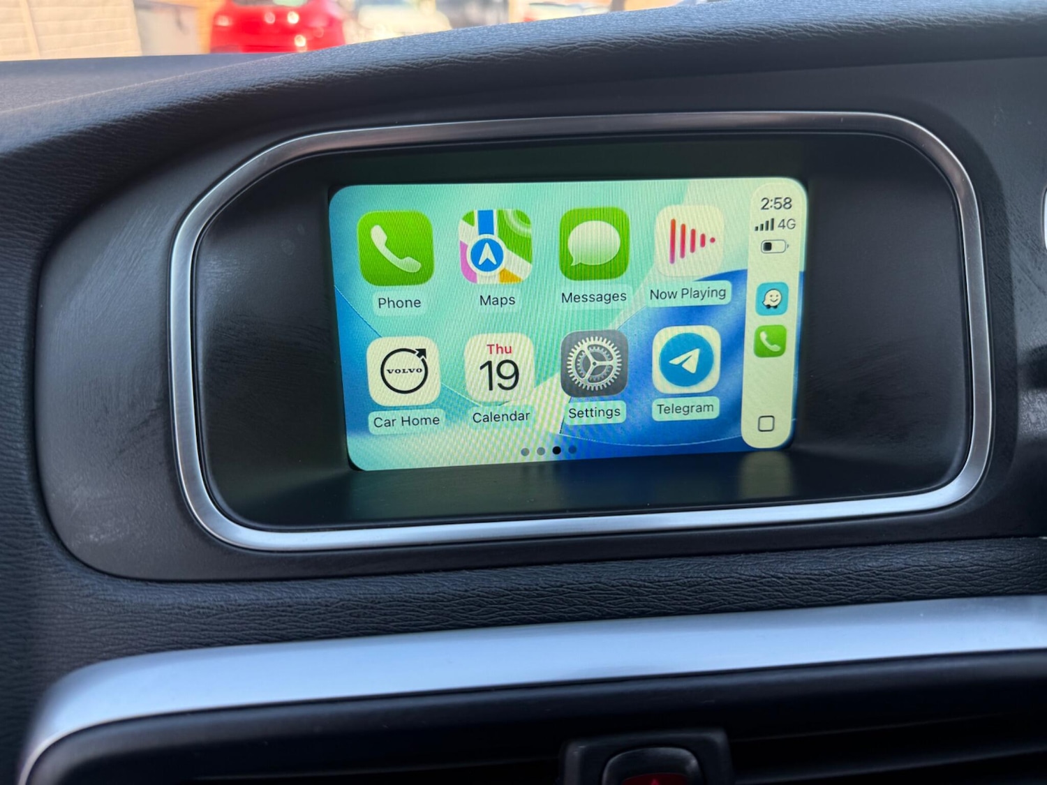 Used Volvo V40 2016 for sale - 77970541: Photo 34