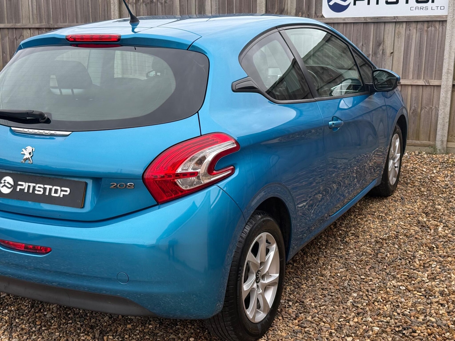 Used Peugeot 208 2013 for sale - 77925056: Photo 10