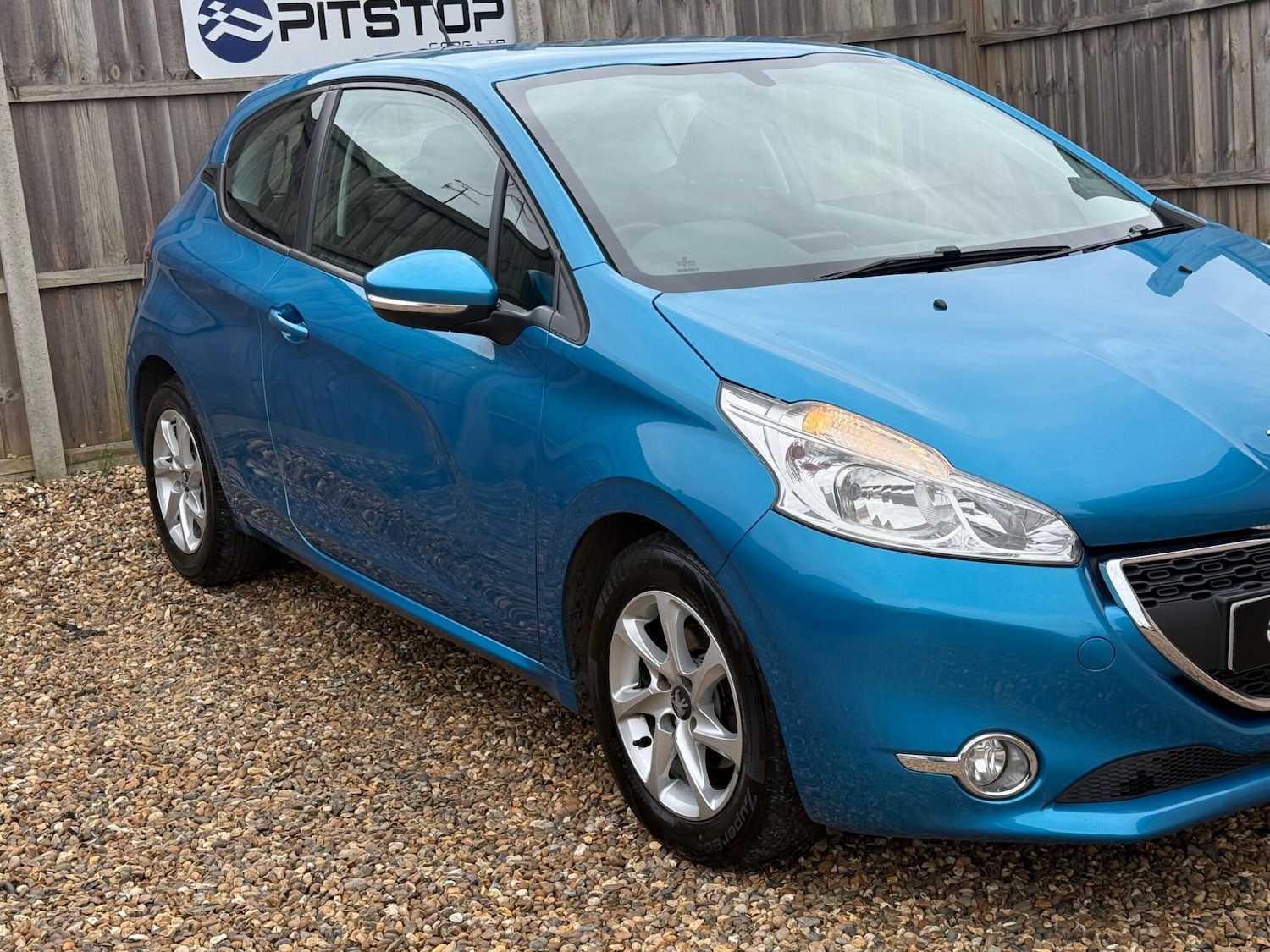 Used Peugeot 208 2013 for sale - 77925056: Photo 12