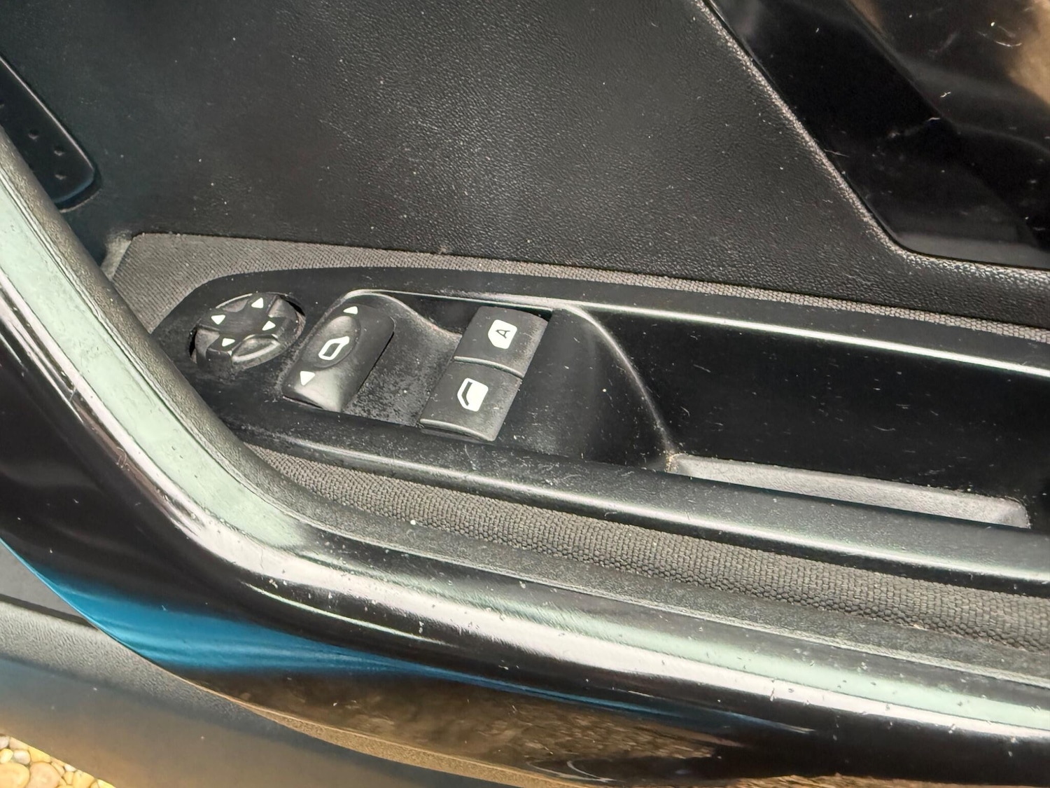 Used Peugeot 208 2013 for sale - 77925056: Photo 22