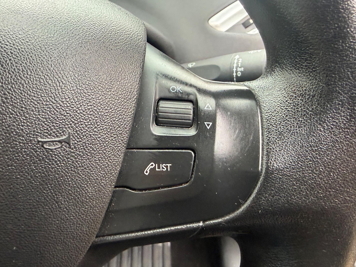 Used Peugeot 208 2013 for sale - 77925056: Photo 32