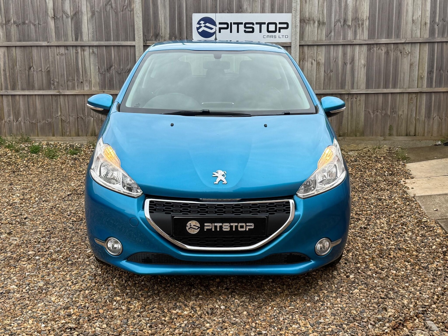 Used Peugeot 208 2013 for sale - 77925056: Photo 5