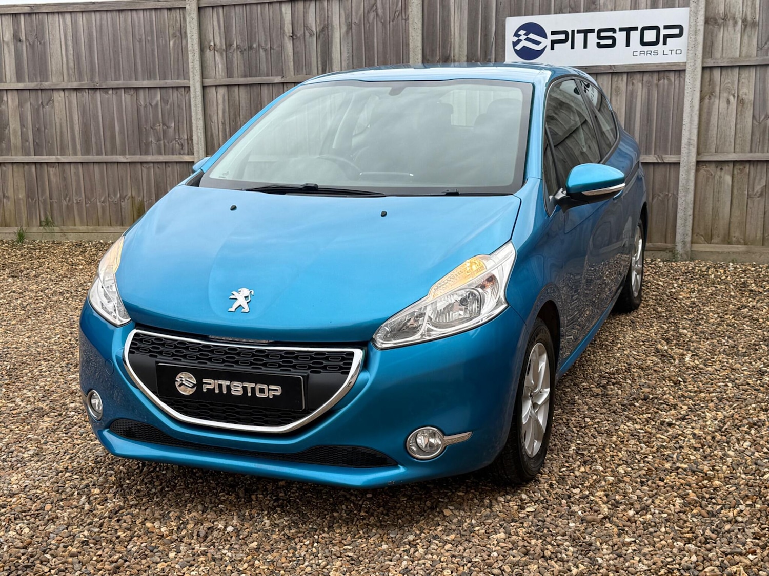 Used Peugeot 208 2013 for sale - 77925056: Photo 6