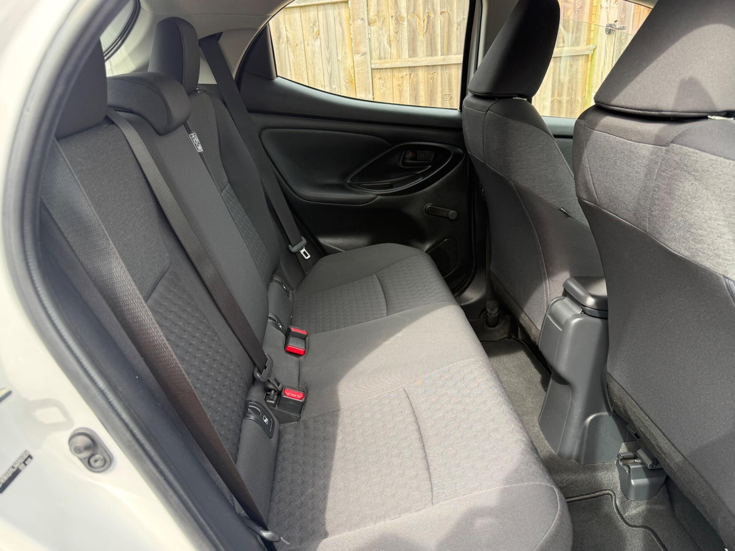 Used Toyota Yaris 2021 for sale - 78203806: Photo 24