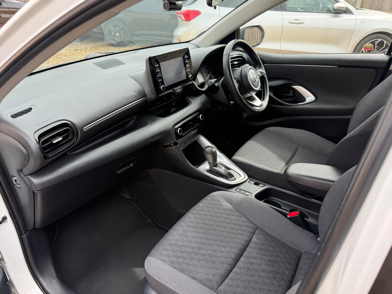 Used Toyota Yaris 2021 for sale - 78203806: Photo 30