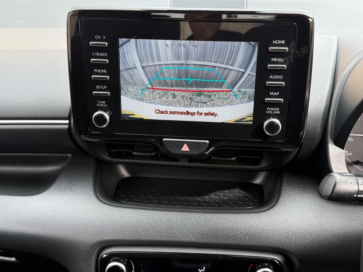 Used Toyota Yaris 2021 for sale - 78203806: Photo 32