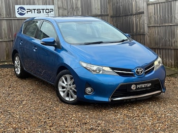 Used Toyota Auris 2013 for sale - 77242497: Photo