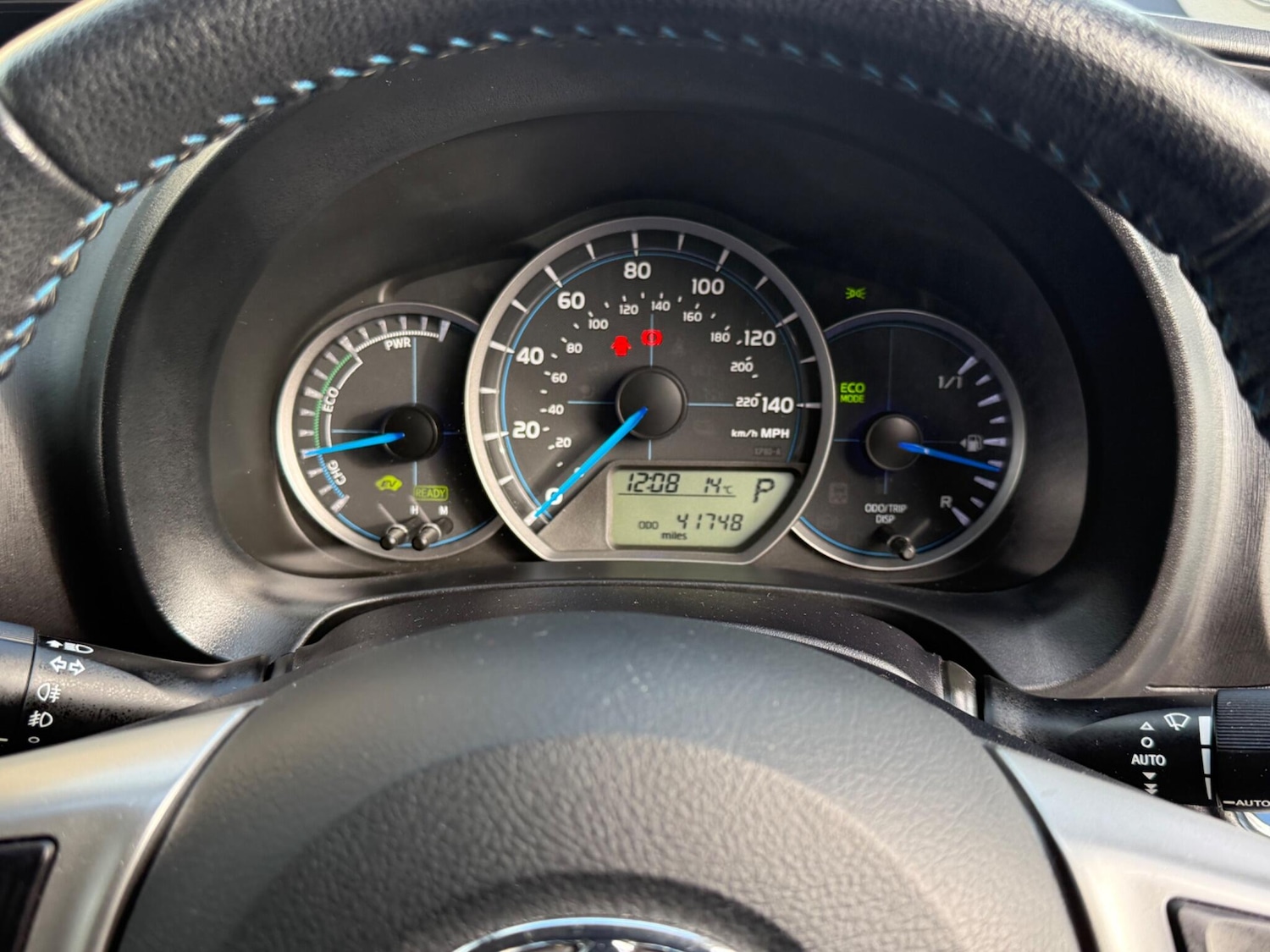 Used Toyota Yaris 2012 for sale - 76781131: Photo 28