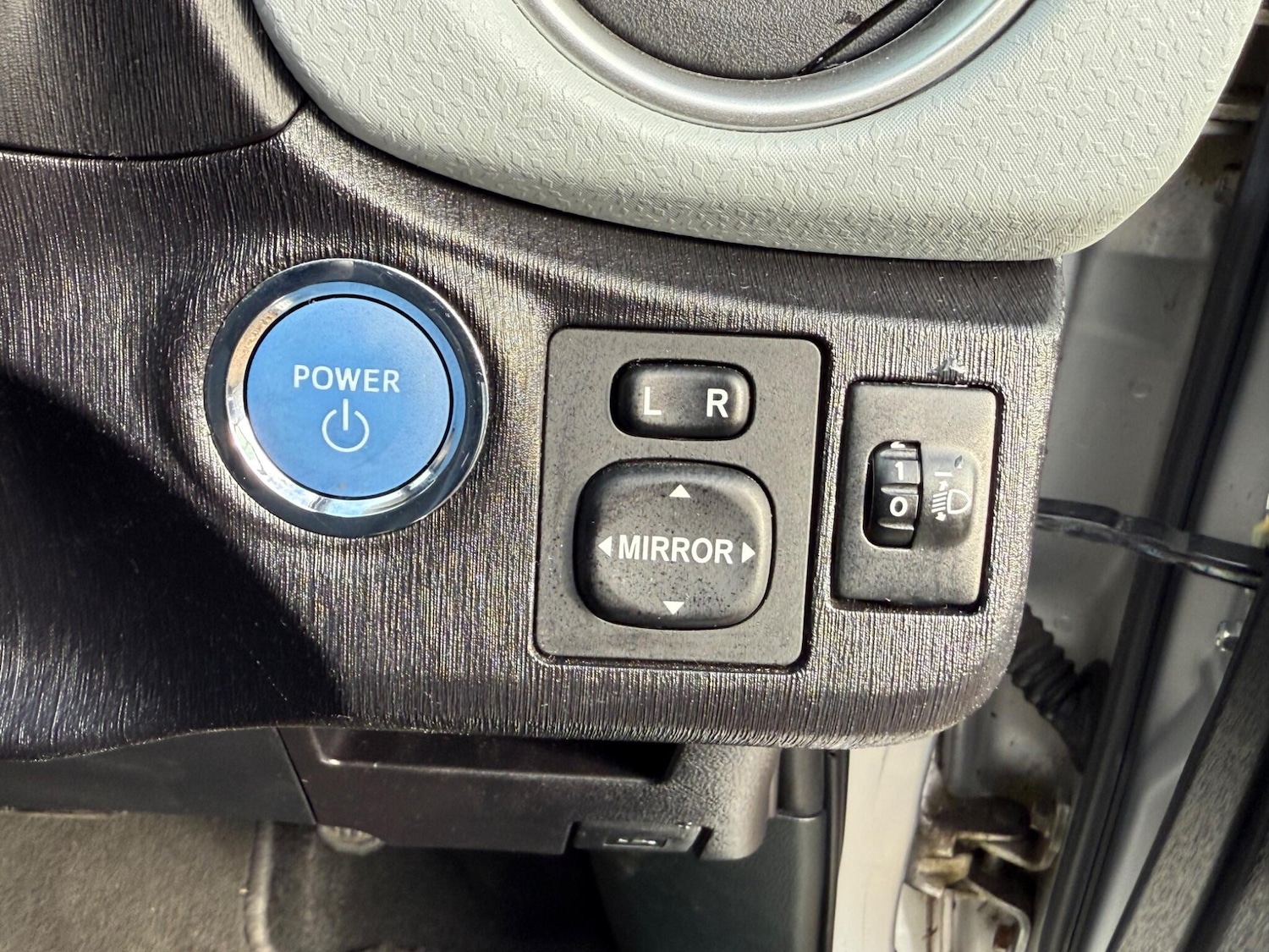 Used Toyota Yaris 2012 for sale - 76781131: Photo 32