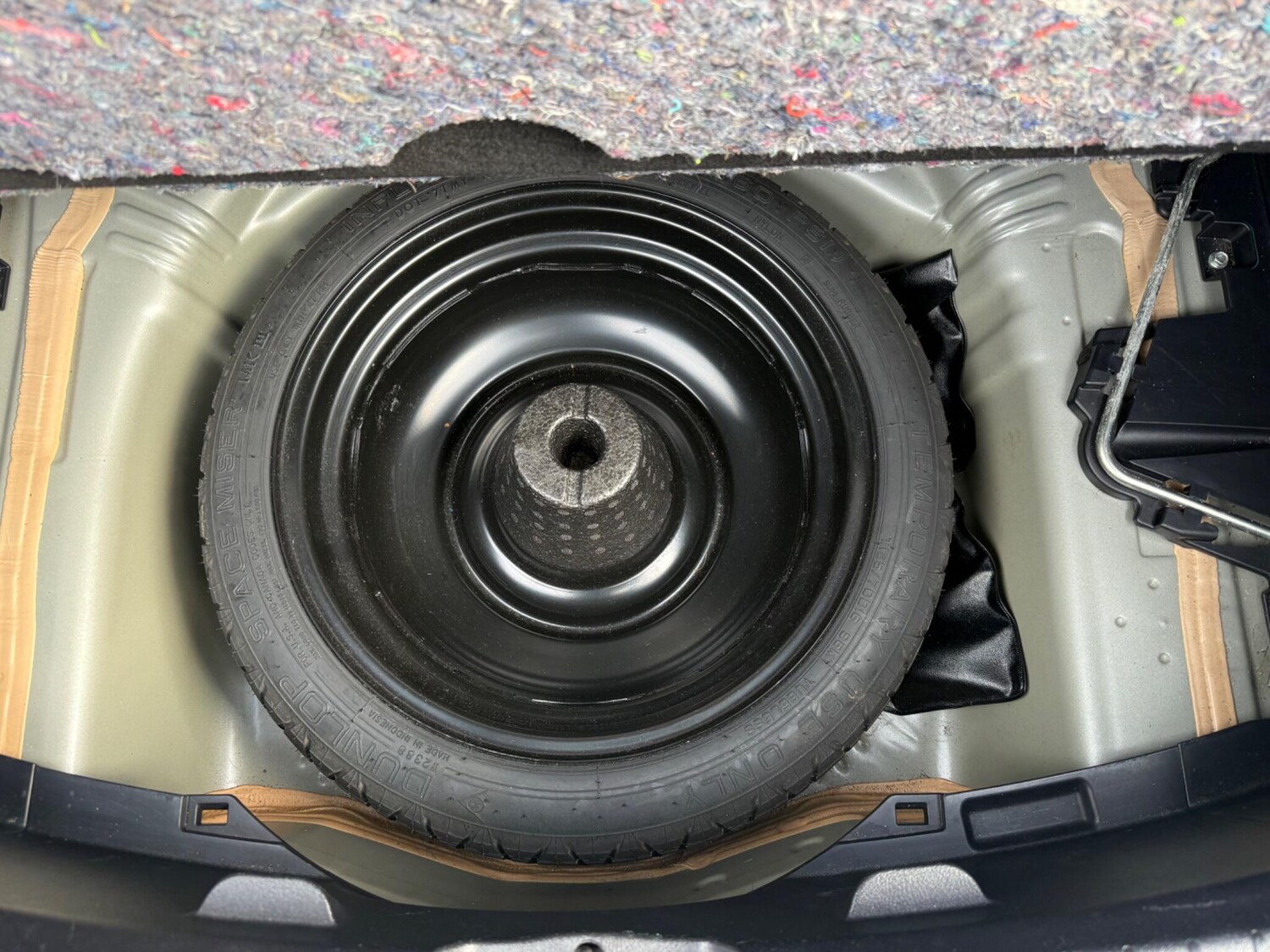 Used Toyota Yaris 2012 for sale - 76781131: Photo 35