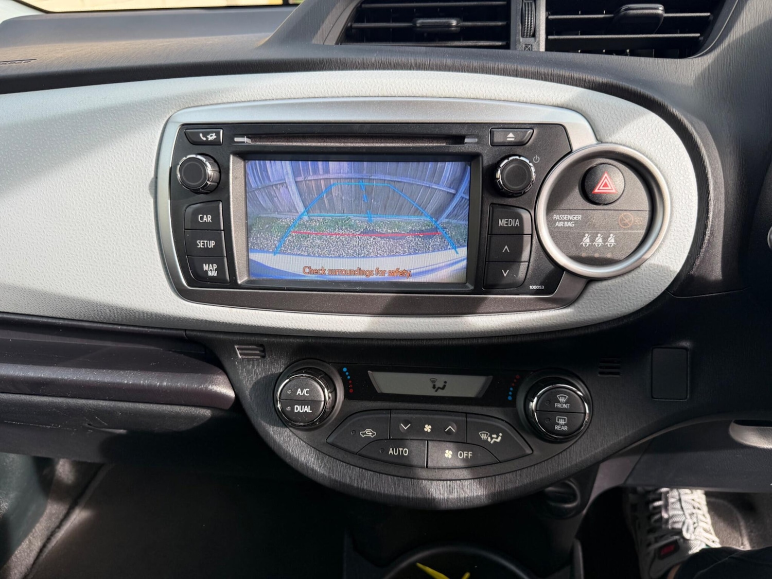 Used Toyota Yaris 2012 for sale - 76781131: Photo 44