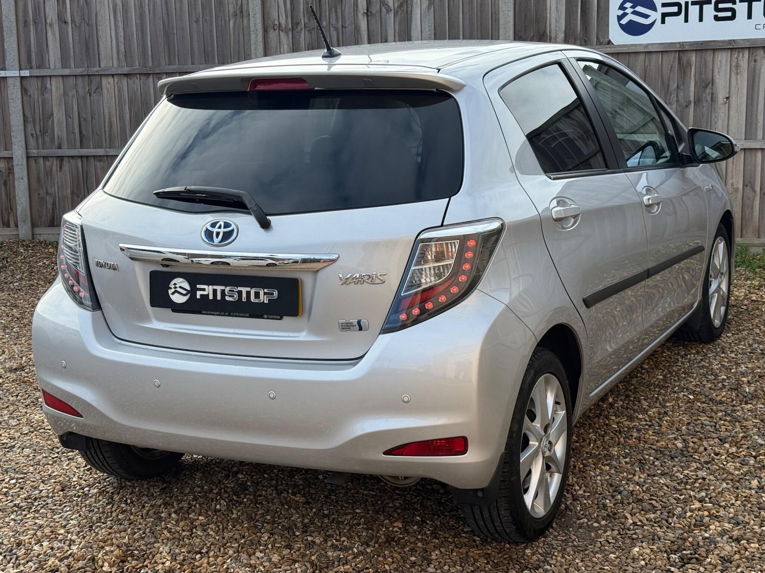 Used Toyota Yaris 2012 for sale - 76781131: Photo 5