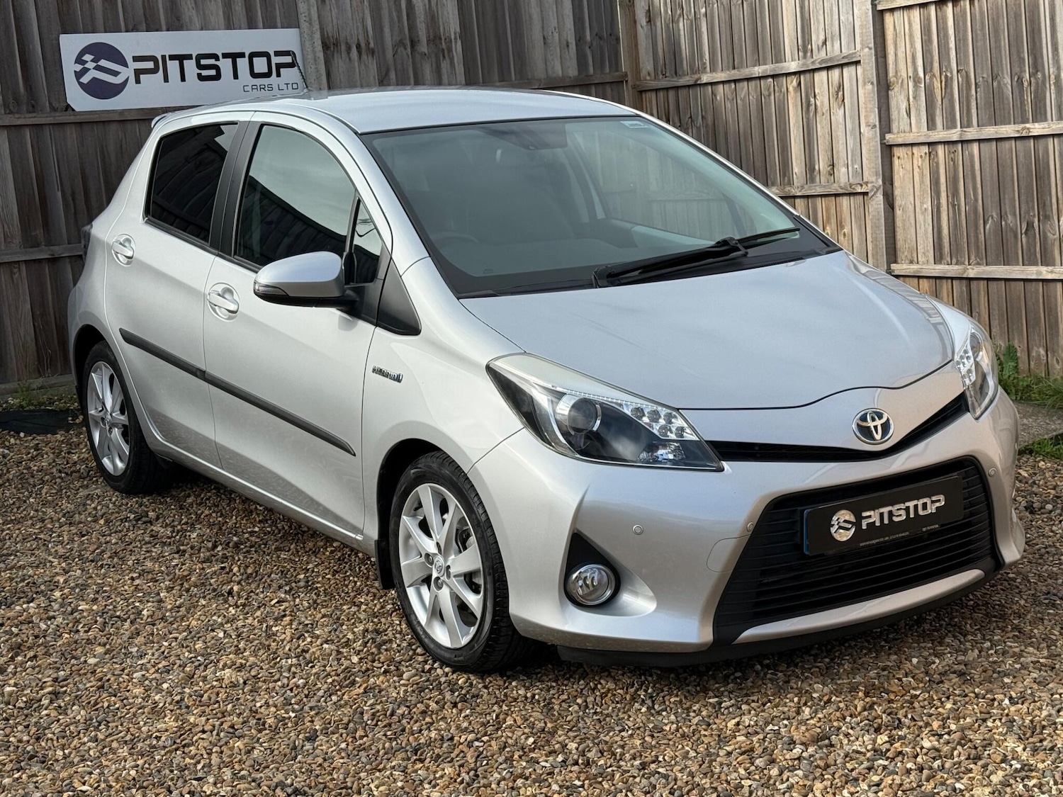 Used Toyota Yaris 2012 for sale - 76781131: Photo 9