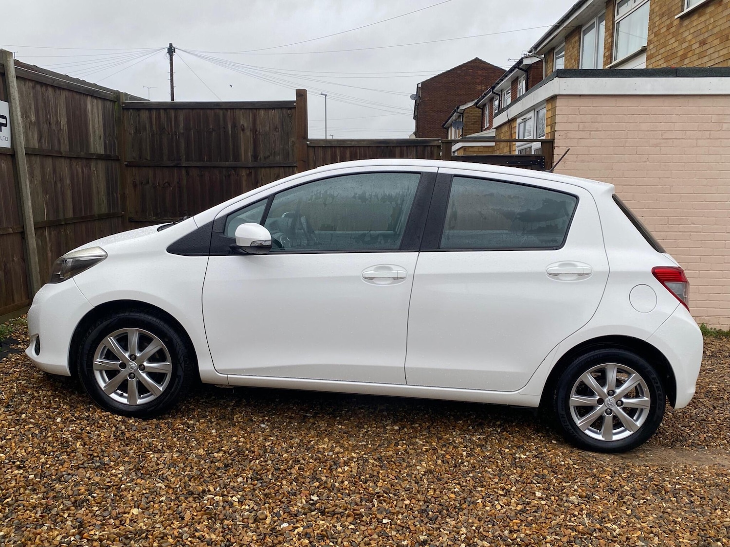 Used Toyota Yaris 2013 for sale - 77479481: Photo 3