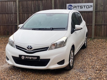 Used Toyota Yaris 2013 for sale - 77479481: Photo