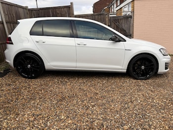 Used Volkswagen Golf 2014 for sale - 77163608: Photo