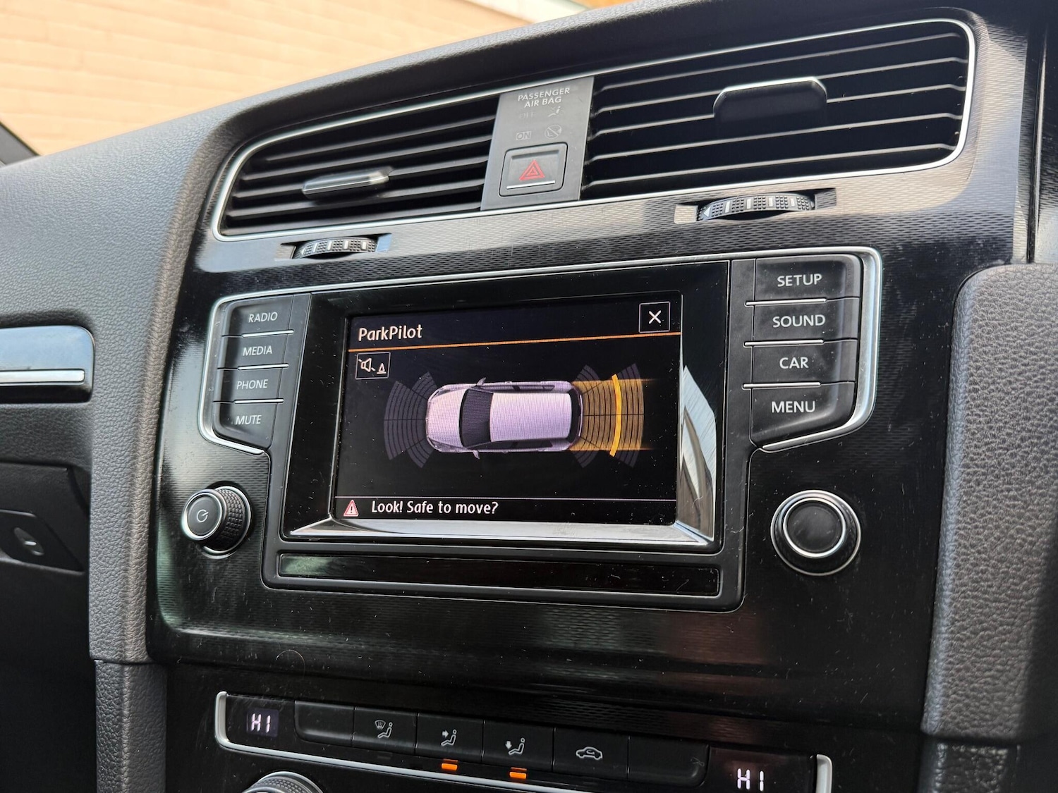 Used Volkswagen Golf 2014 for sale - 77163608: Photo 42