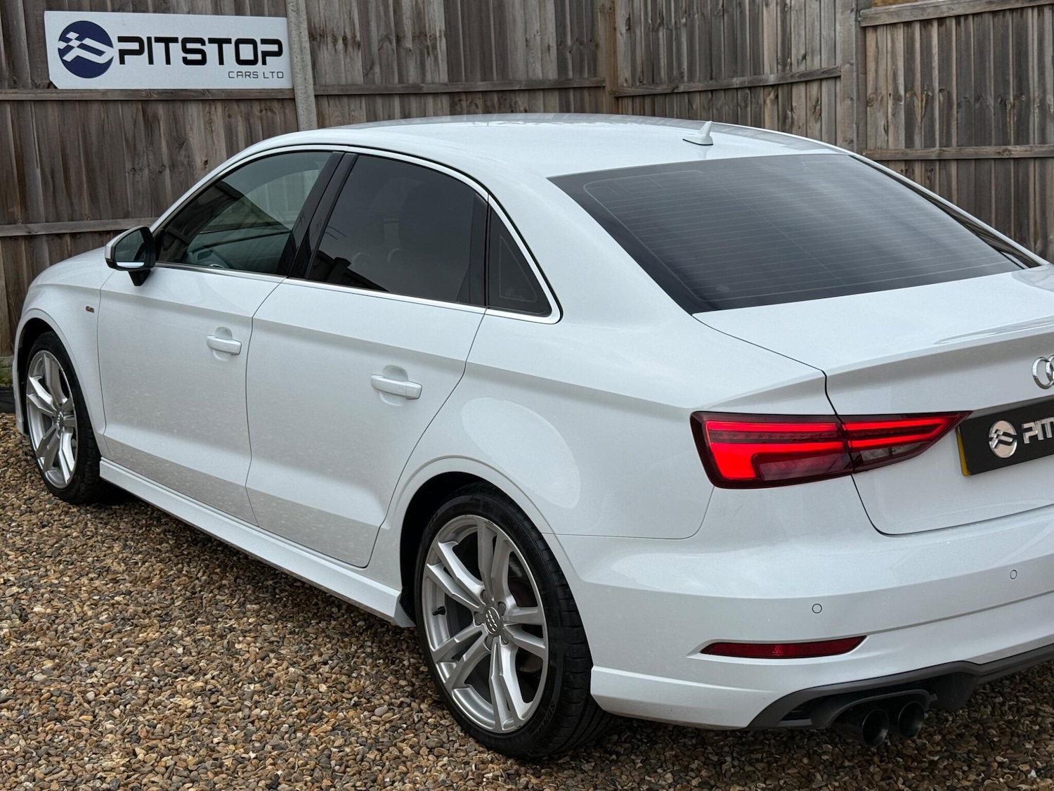 Used Audi A3 2017 for sale - 76781130: Photo 14