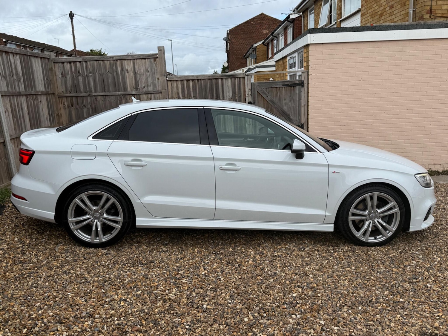 Used Audi A3 2017 for sale - 76781130: Photo 3