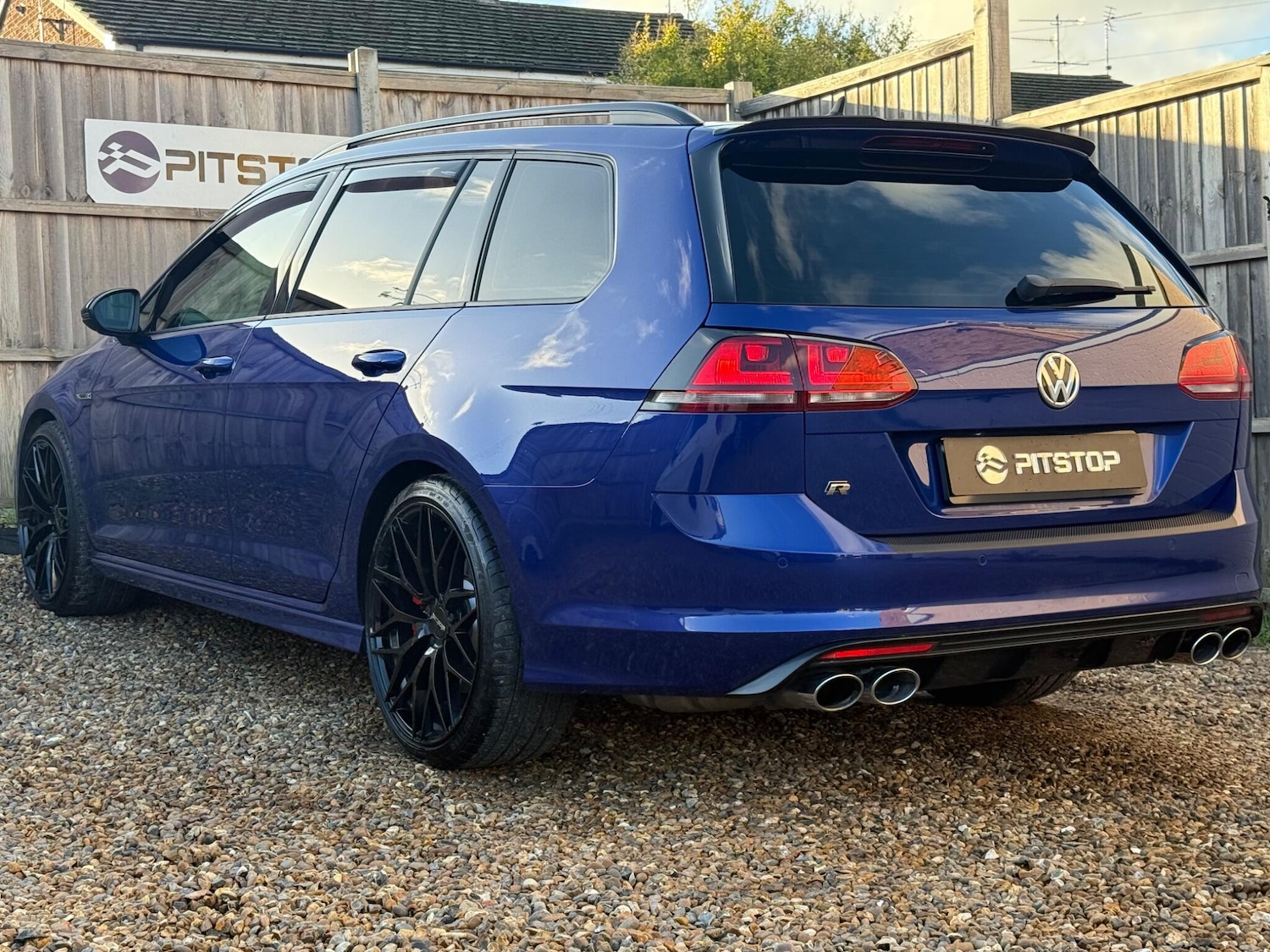 Used Volkswagen Golf 2016 for sale - 76786490: Photo 2