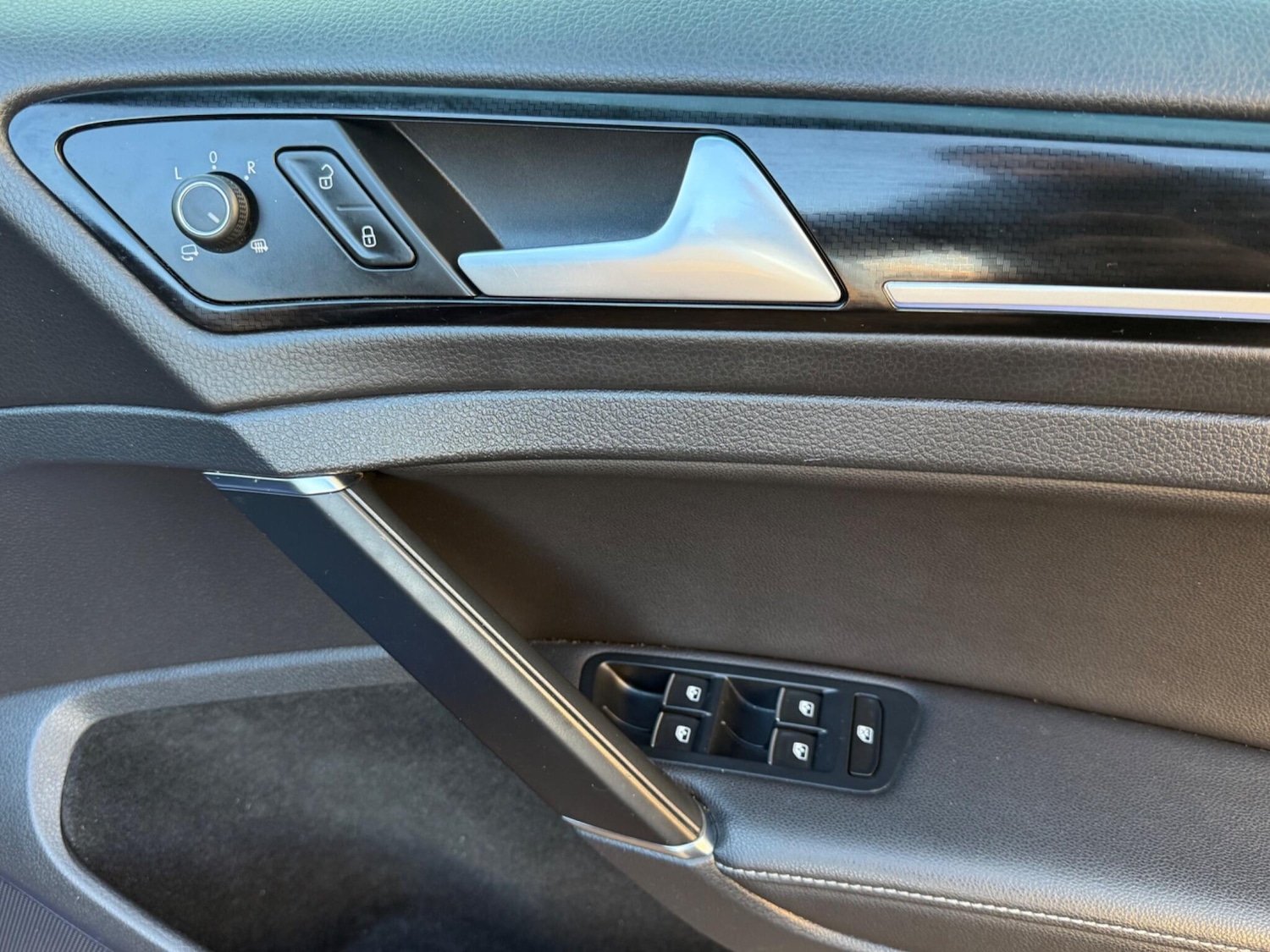 Used Volkswagen Golf 2016 for sale - 76786490: Photo 33