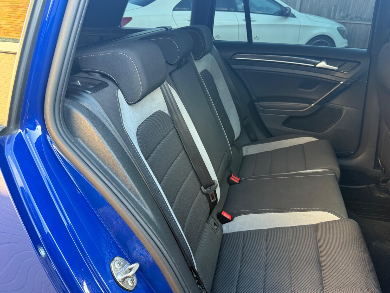 Used Volkswagen Golf 2016 for sale - 76786490: Photo 35