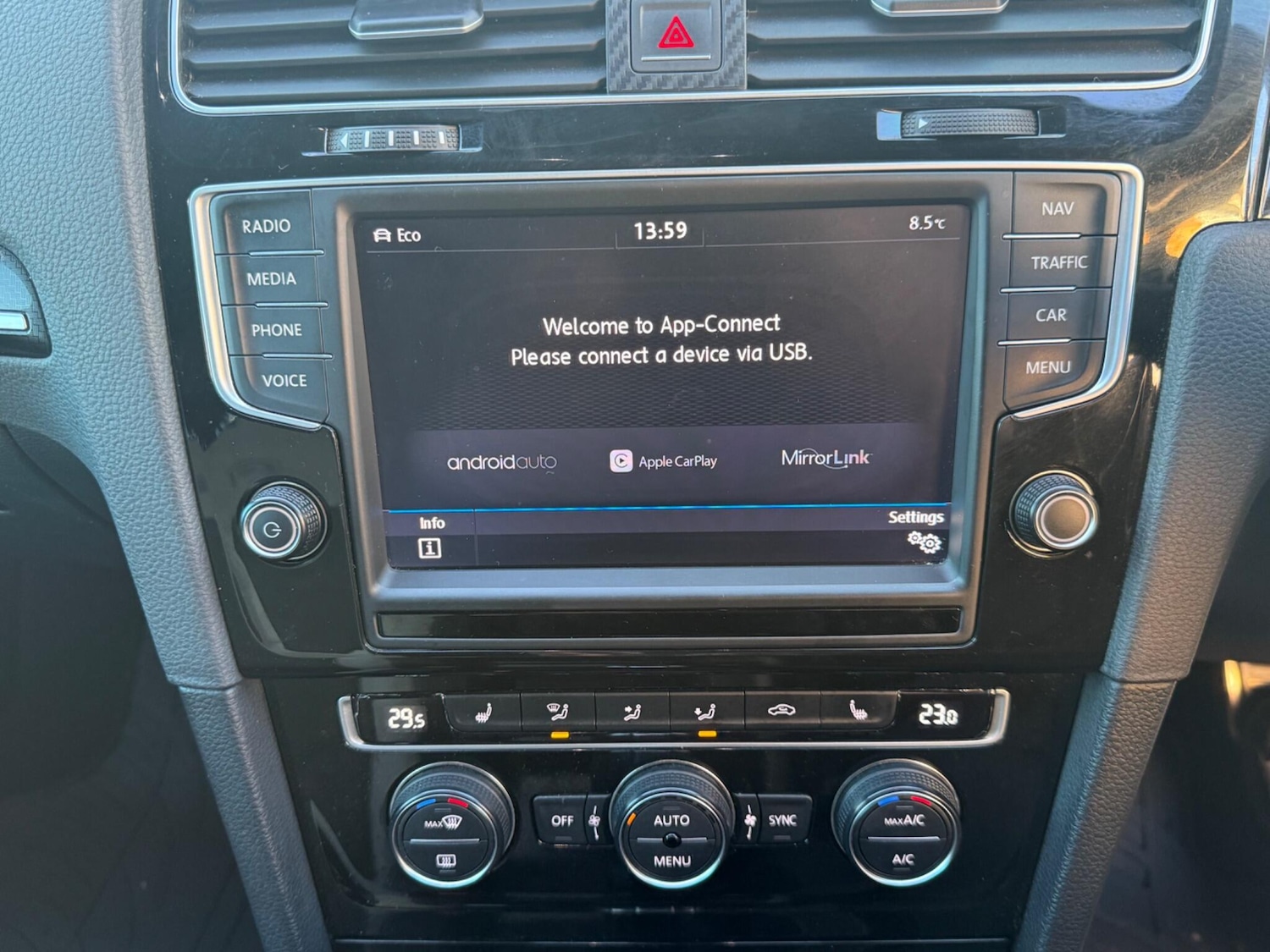 Used Volkswagen Golf 2016 for sale - 76786490: Photo 44