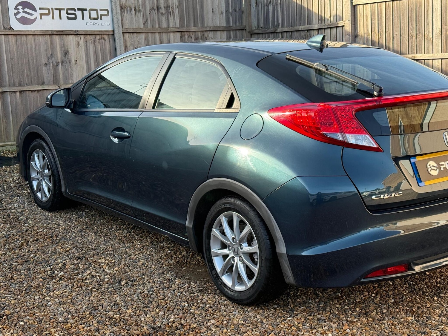 Used Honda Civic 2012 for sale - 76936620: Photo 12