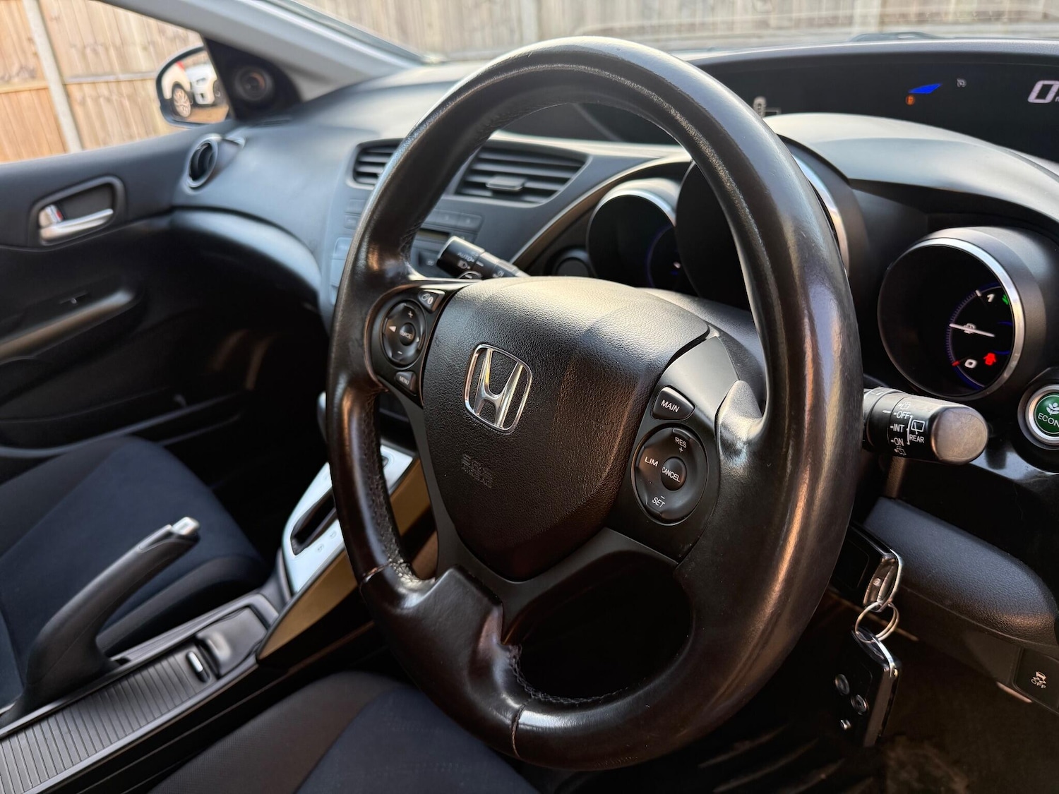 Used Honda Civic 2012 for sale - 76936620: Photo 18