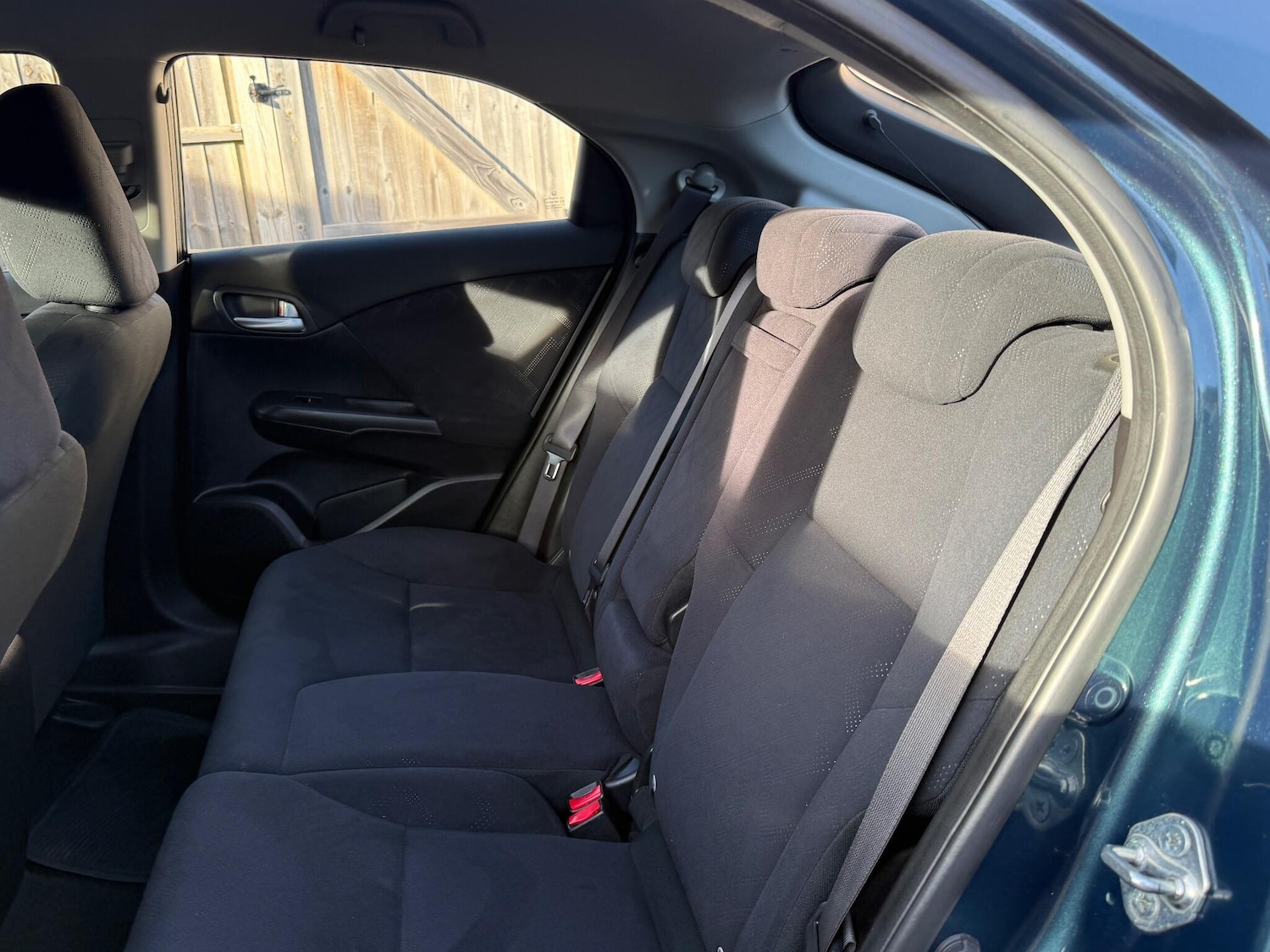 Used Honda Civic 2012 for sale - 76936620: Photo 24