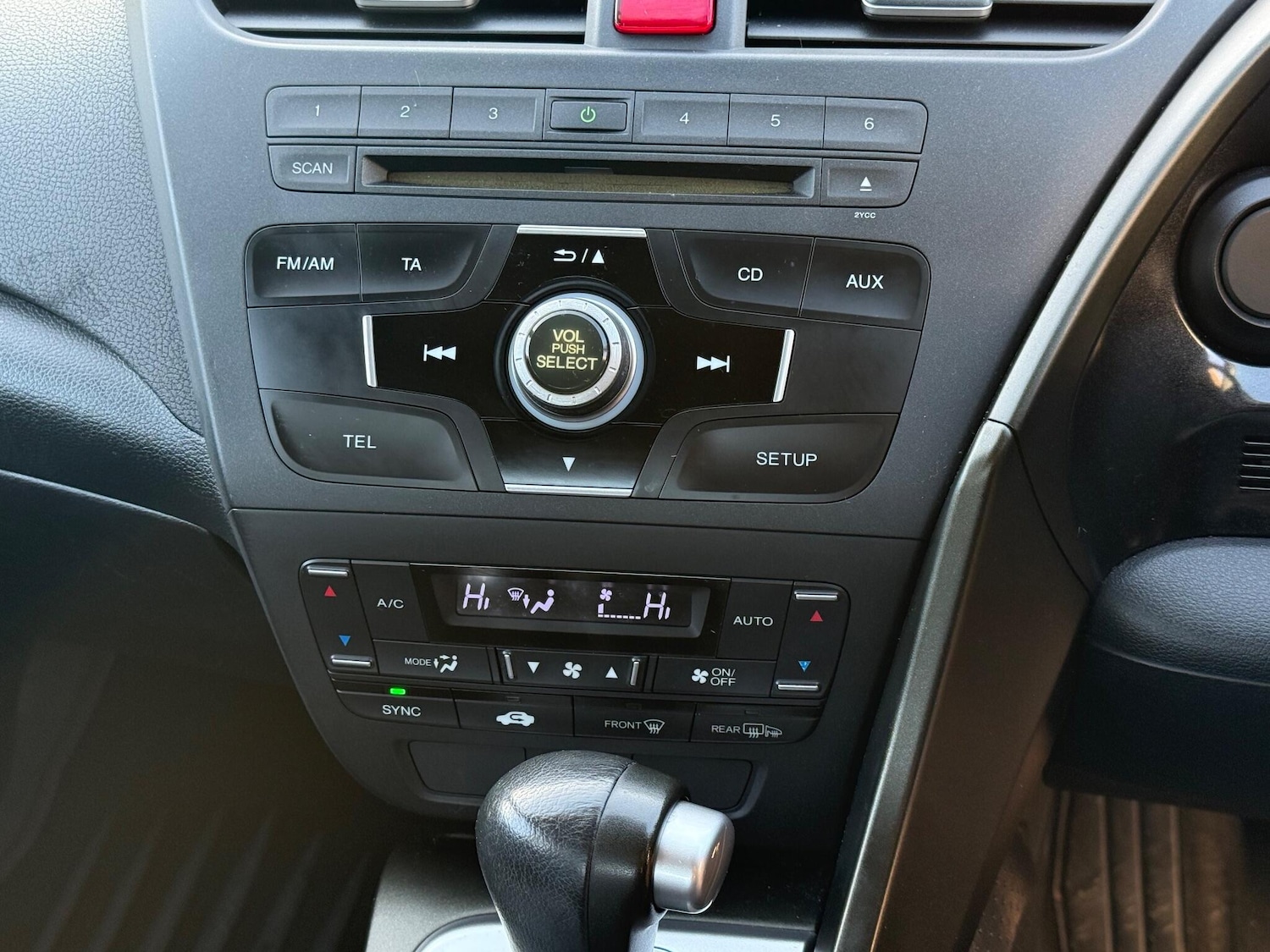 Used Honda Civic 2012 for sale - 76936620: Photo 28